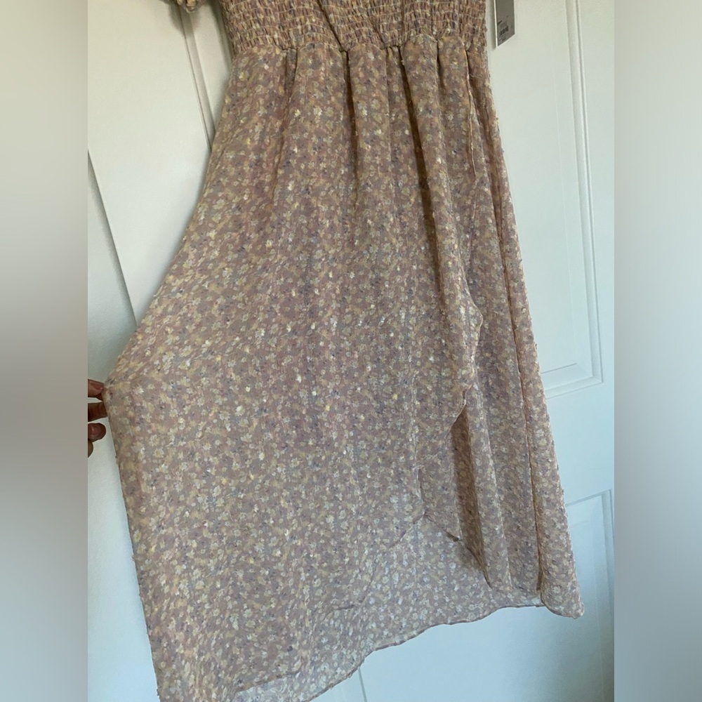 Spring dress - Picture 5 of 11